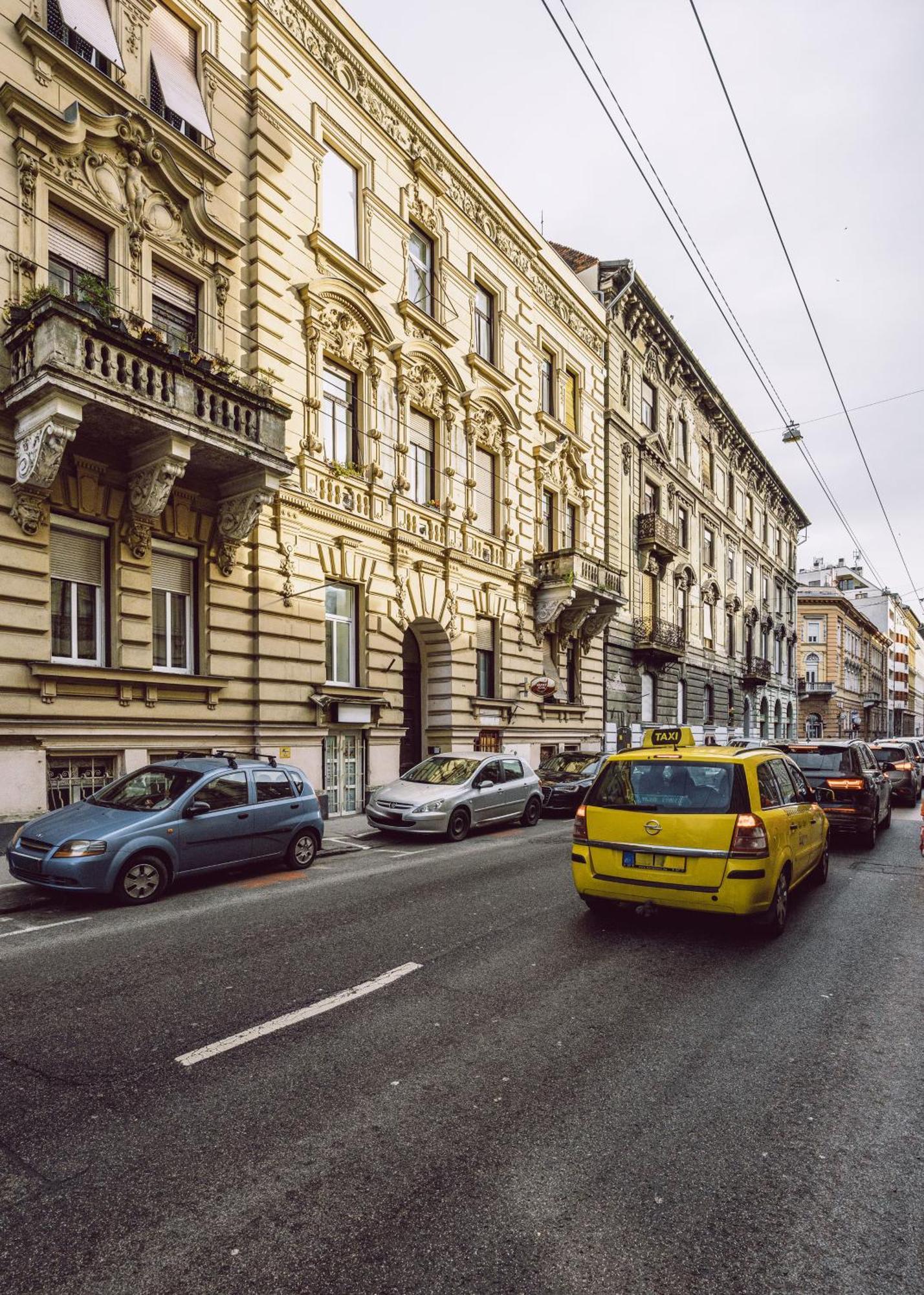 Modern Westend Citycenter Home Budapest Esterno foto